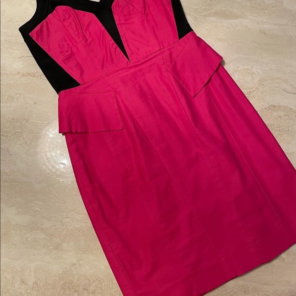 BEBE Sweetheart Dress. - Picture 3 of 7